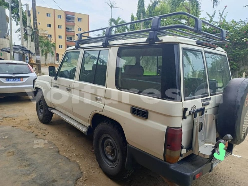 Big with watermark toyota land cruiser abidjan abidjan 64033