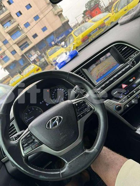 Big with watermark hyundai elantra abidjan abidjan 64104