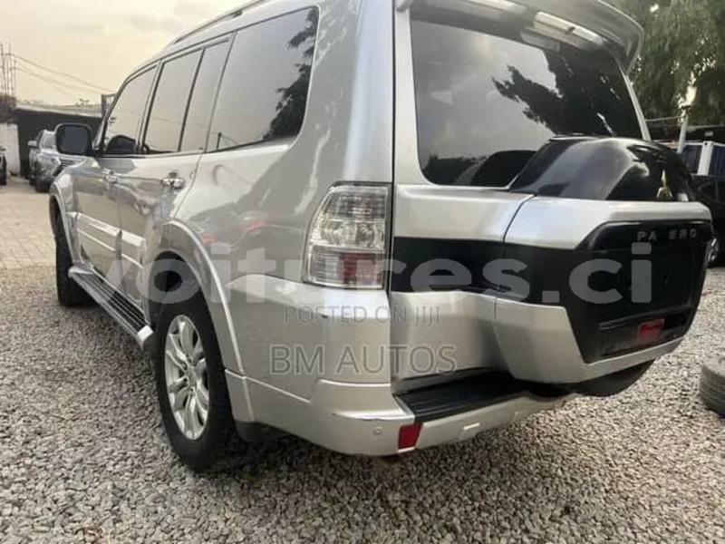 Big with watermark mitsubishi pajero sport abidjan abidjan 64204