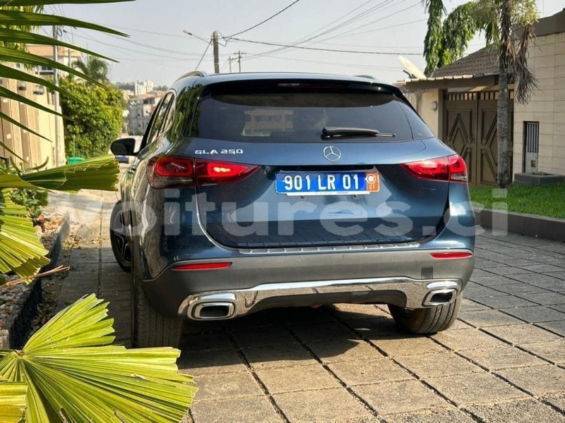 Big with watermark mercedes benz gla klasse abidjan abidjan 64210