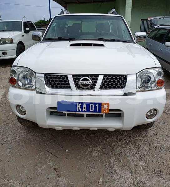 Big with watermark nissan hardbody abidjan abidjan 64269