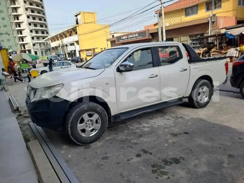 Big with watermark nissan navara abidjan abidjan 64377