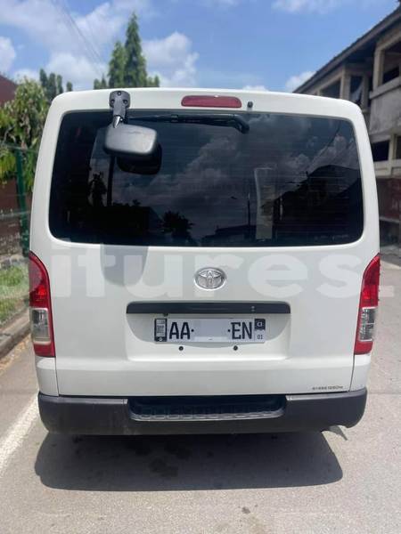 Big with watermark toyota hiace ivory coast aboisso 64563