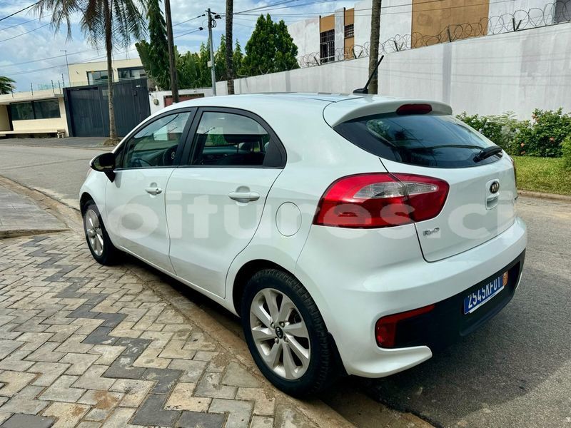 Big with watermark kia rio abidjan abidjan 64732