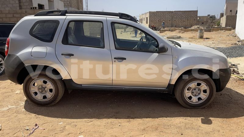 Big with watermark renault duster ivory coast aboisso 65065