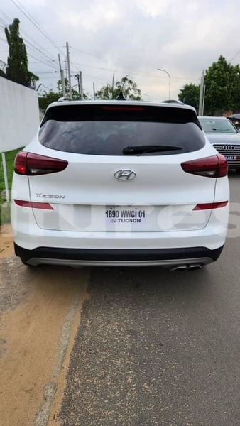 Big with watermark hyundai tucson ivory coast aboisso 65162