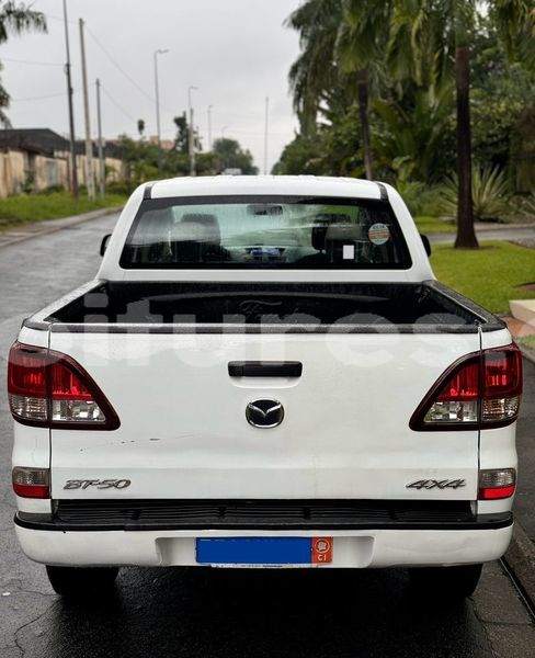 Big with watermark mazda bt 50 abidjan abidjan 65900