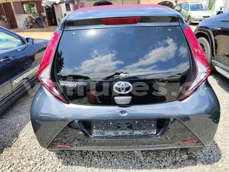 Big with watermark toyota aygo ivory coast aboisso 66007