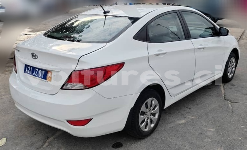 Big with watermark hyundai accent abidjan abidjan 66071