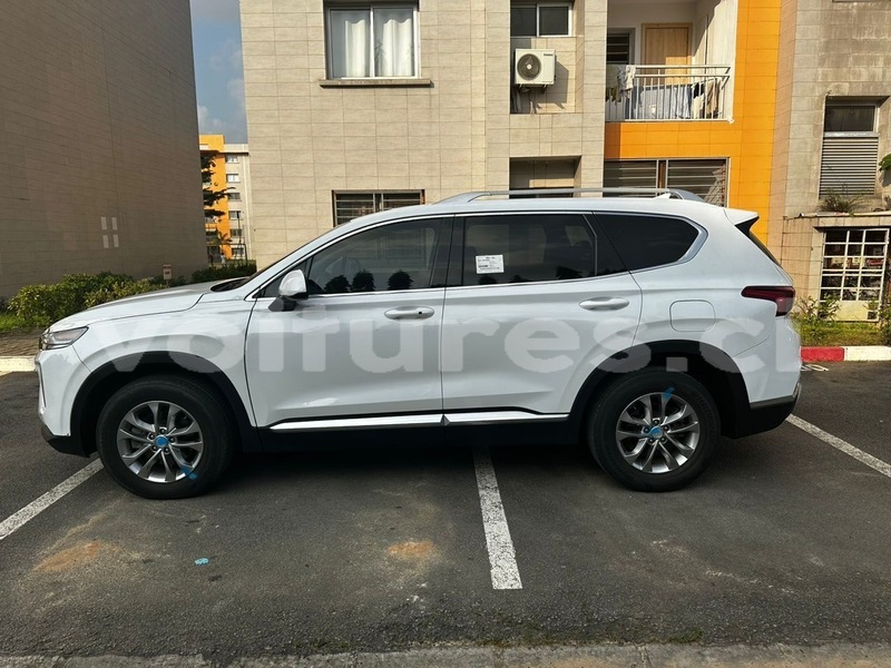 Big with watermark hyundai santa fe abidjan abidjan 66398