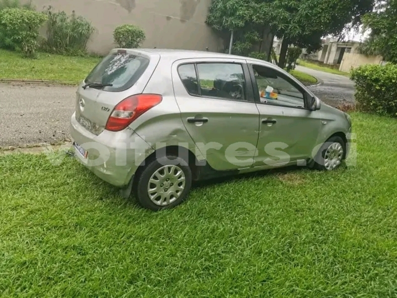 Big with watermark hyundai i10 abidjan abidjan 66678