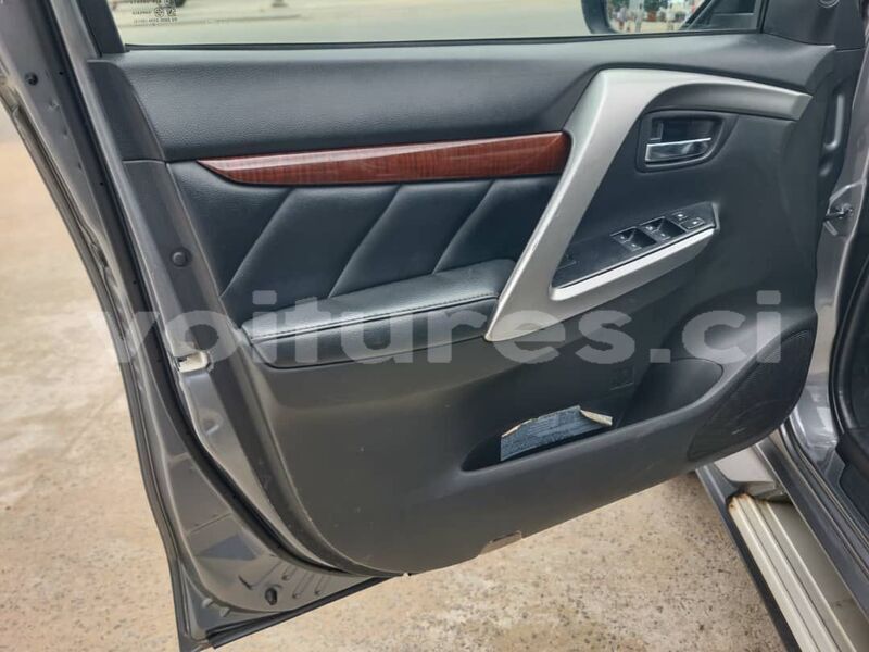 Big with watermark mitsubishi pajero sport abidjan abidjan 66959