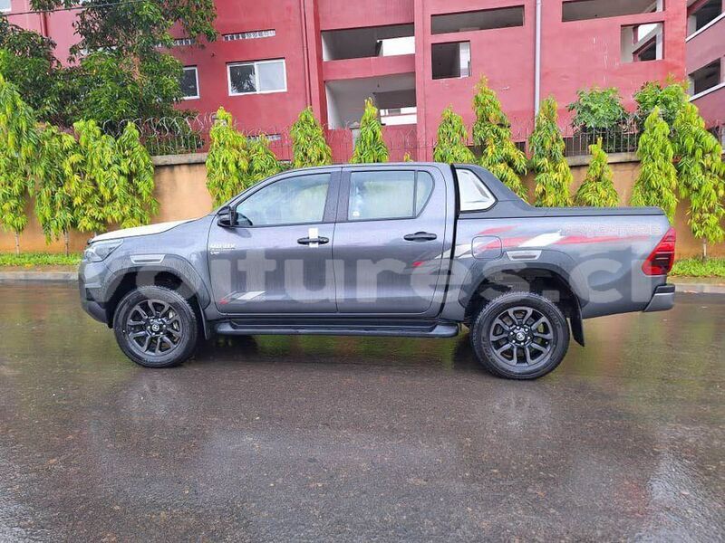 Big with watermark toyota hilux abidjan abidjan 67041