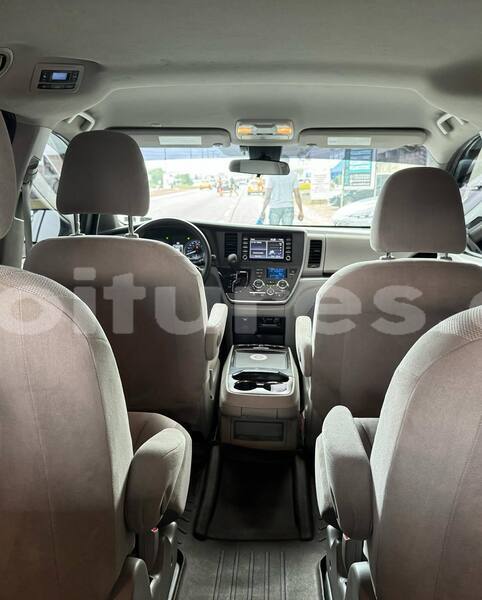 Big with watermark toyota sienna ivory coast aboisso 67100