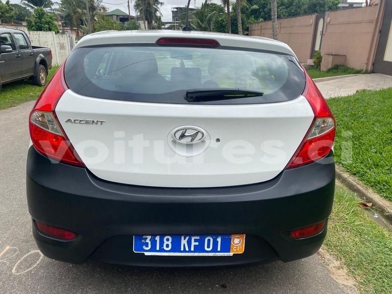 Big with watermark hyundai accent abidjan abidjan 67175