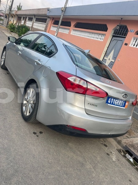 Big with watermark kia forte abidjan abidjan 67178