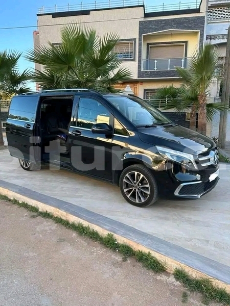 Big with watermark mercedes benz viano ivory coast aboisso 67310