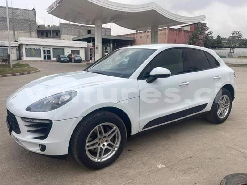 Big with watermark porsche cayenne ivory coast aboisso 67563