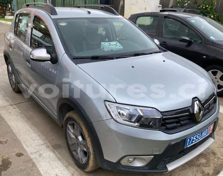 Big with watermark renault sandero ivory coast aboisso 67605