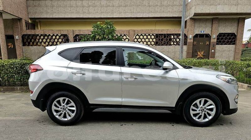 Big with watermark hyundai tucson ivory coast aboisso 67783