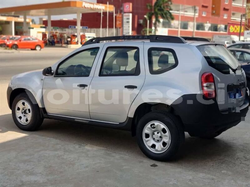 Big with watermark renault duster ivory coast aboisso 67825