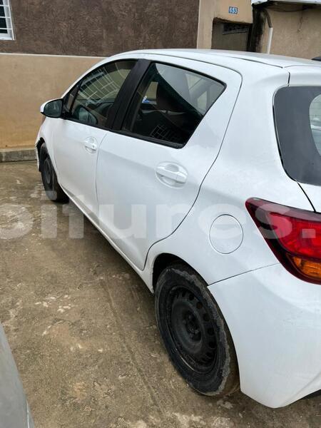 Big with watermark toyota yaris abidjan abidjan 67990