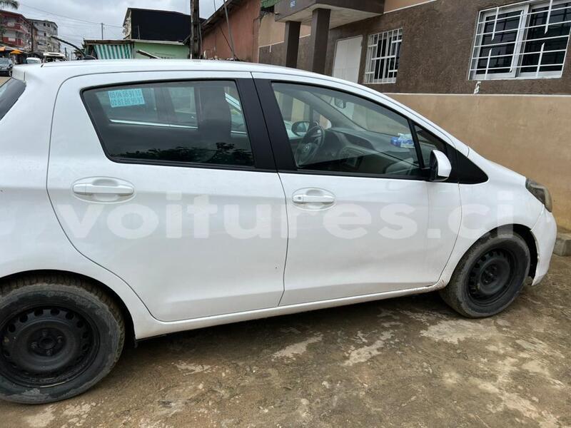 Big with watermark toyota yaris abidjan abidjan 67990