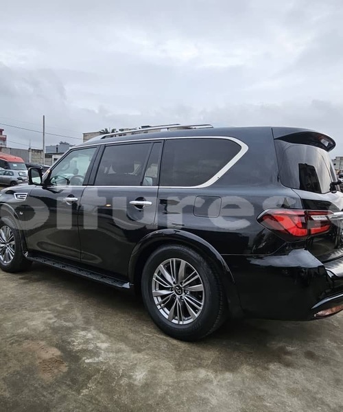 Big with watermark infiniti qx80 abidjan abidjan 68487