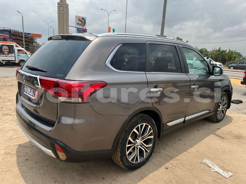 Big with watermark mitsubishi outlander abidjan abidjan 68561