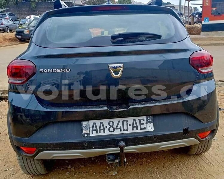 Big with watermark renault sandero ivory coast aboisso 68575