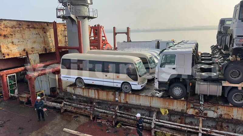 Big with watermark toyota coaster abidjan abidjan 69186