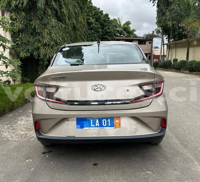 Big with watermark hyundai i10 abidjan abidjan 69190