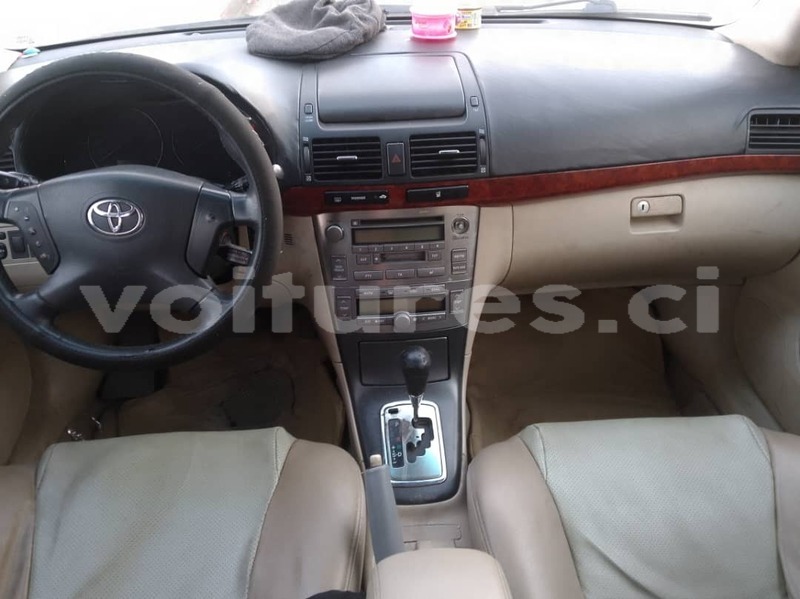 Big with watermark toyota avensis abidjan abidjan 69211