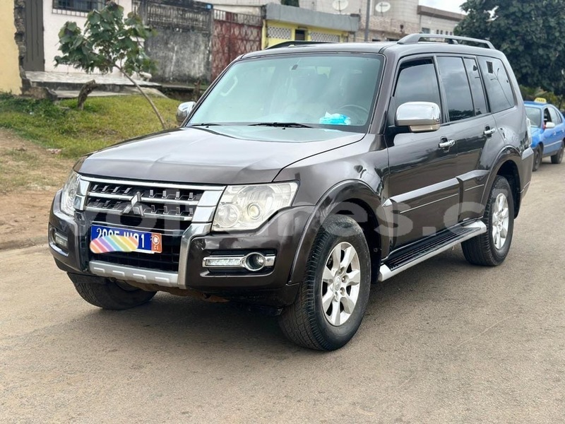 Big with watermark mitsubishi pajero abidjan abidjan 69240