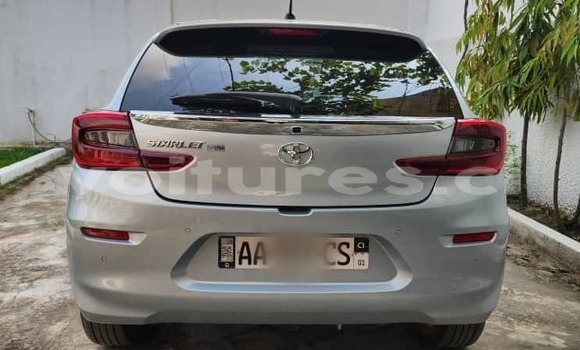 acheter-occasion-voiture-toyota-starlet-gris-aboisso-ivory-coast