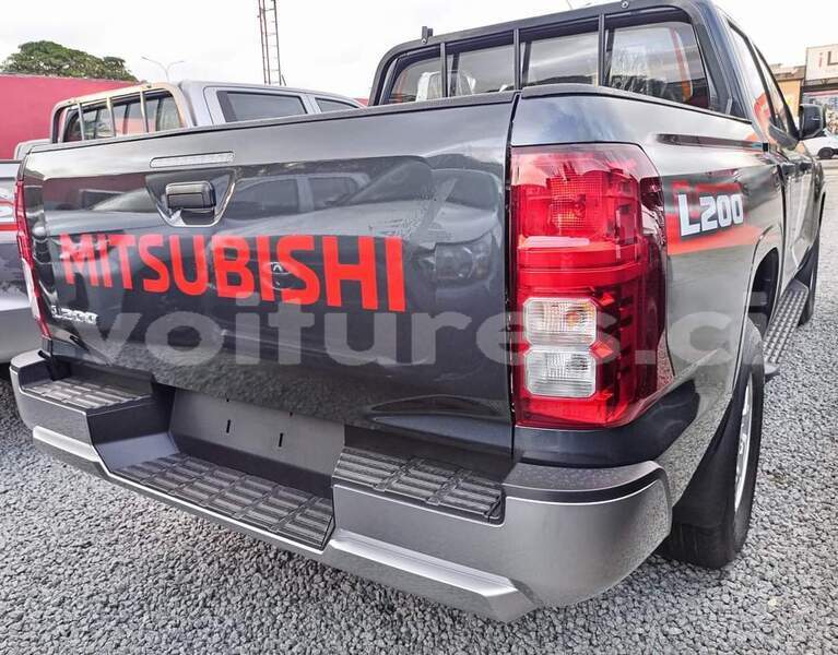 Big with watermark mitsubishi l200 abidjan abidjan 69372