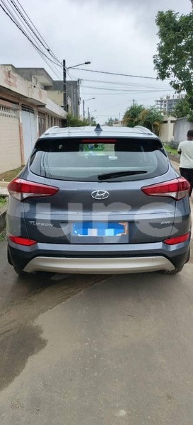 Big with watermark hyundai tucson abidjan abidjan 69380