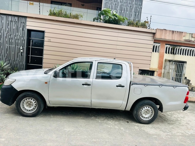 Big with watermark toyota hilux abidjan abidjan 69429