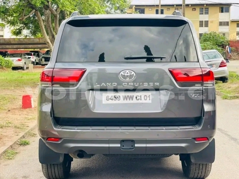 Big with watermark toyota land cruiser vallee du bandama bouake 69514