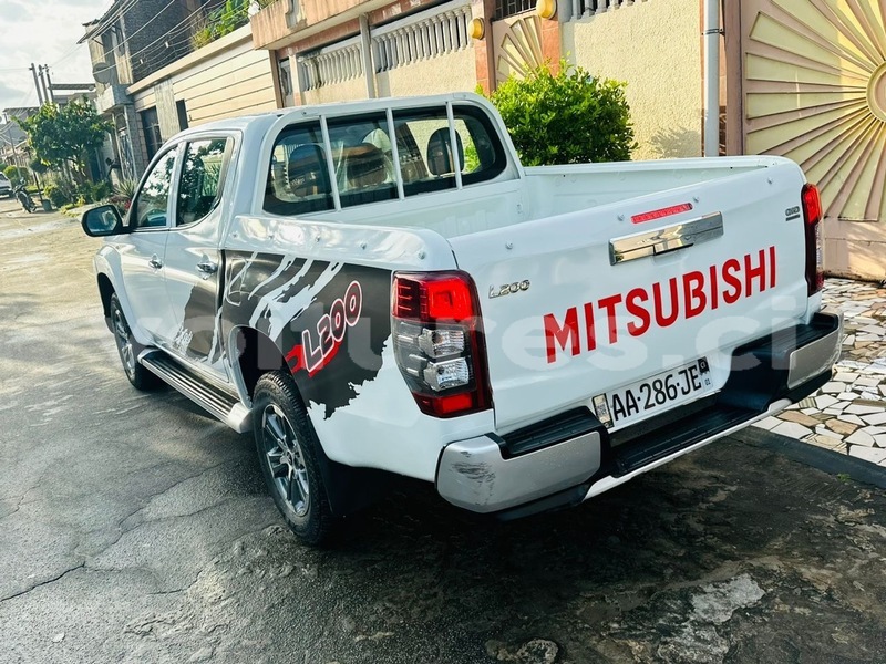 Big with watermark mitsubishi l200 abidjan abidjan 69749