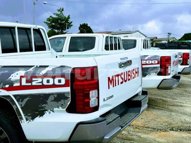 Big with watermark mitsubishi l200 ivory coast aboisso 69901