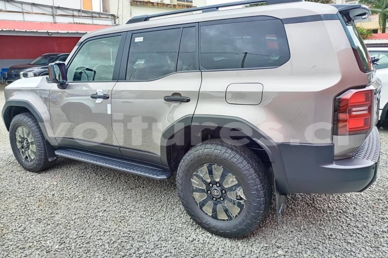 Big with watermark toyota land cruiser prado abidjan abidjan 70017