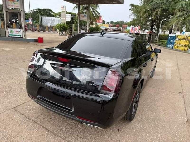 Big with watermark chrysler 300c srt8 ivory coast aboisso 70153