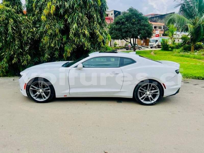 Big with watermark chevrolet camaro ivory coast aboisso 70183