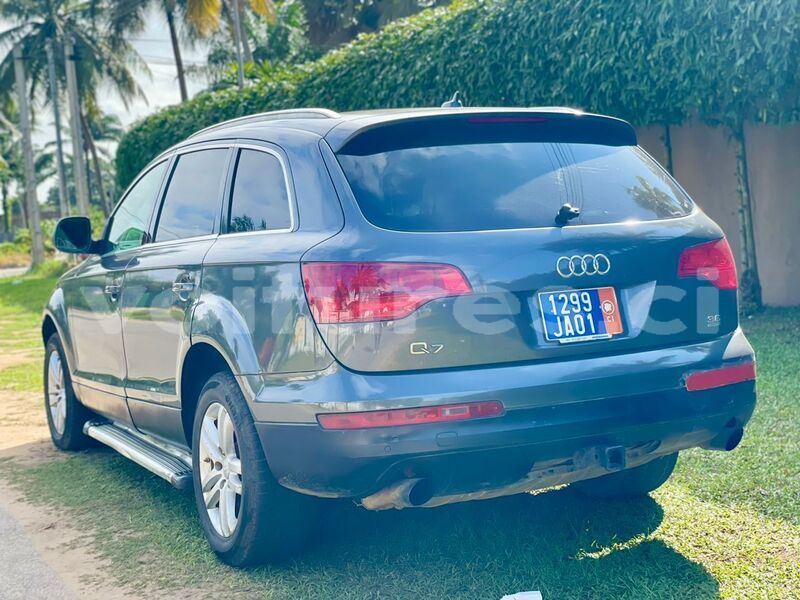 Big with watermark audi q7 abidjan abidjan 70185