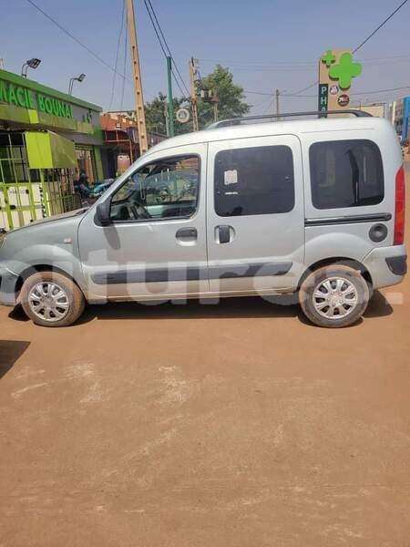 Big with watermark renault kangoo ivory coast aboisso 70238