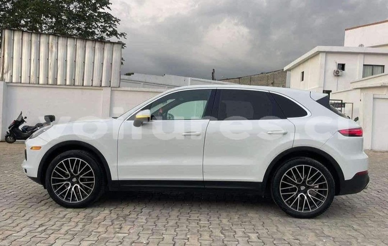 Big with watermark porsche cayenne abidjan abidjan 70347