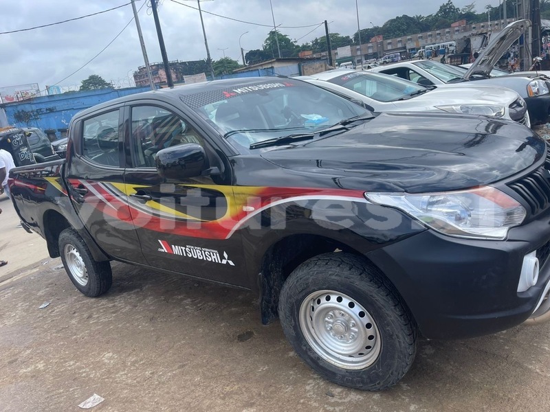 Big with watermark mitsubishi l200 ivory coast bingerville 70370