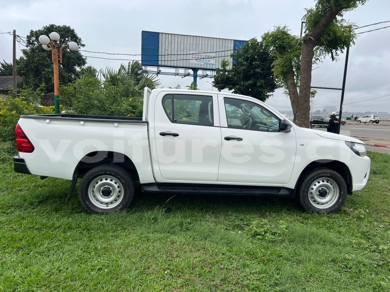 Big with watermark toyota hilux abidjan abidjan 70552