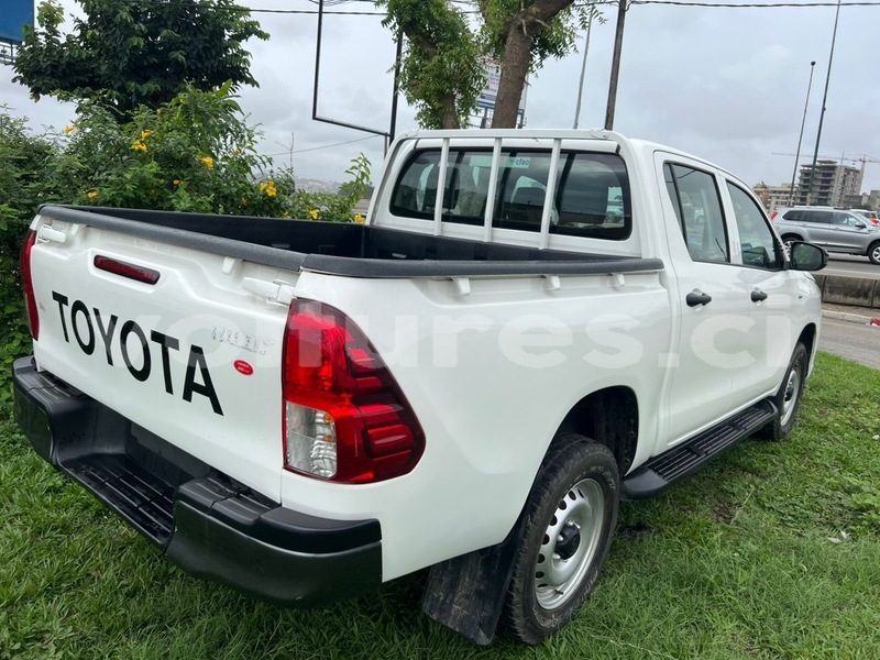 Big with watermark toyota hilux abidjan abidjan 70552